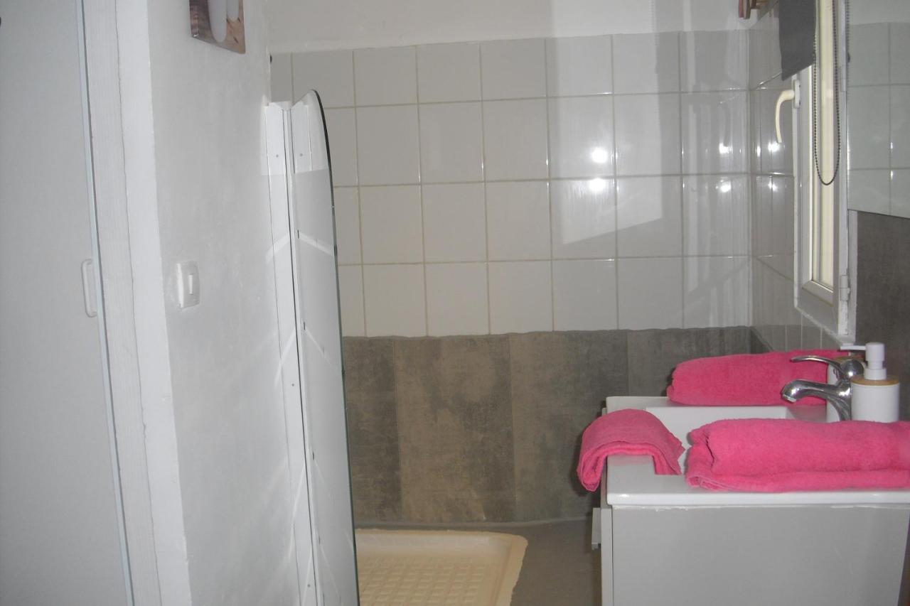 Lou Mas Li Pitchoun "Le Prunier " Apartment Gordes Ngoại thất bức ảnh